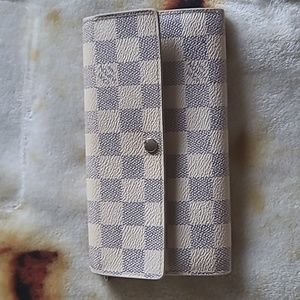 Louis Vuitton Damier Azur Wallet